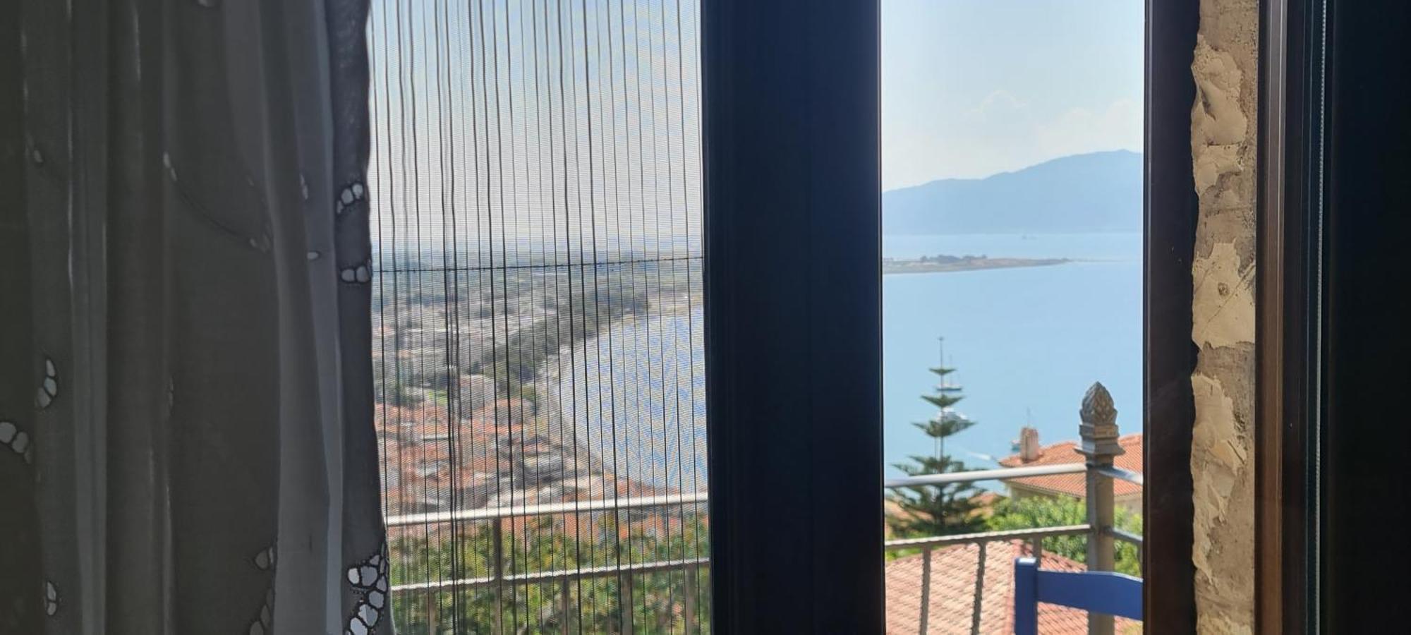 Willa View By The Castle Nafpaktos Zewnętrze zdjęcie